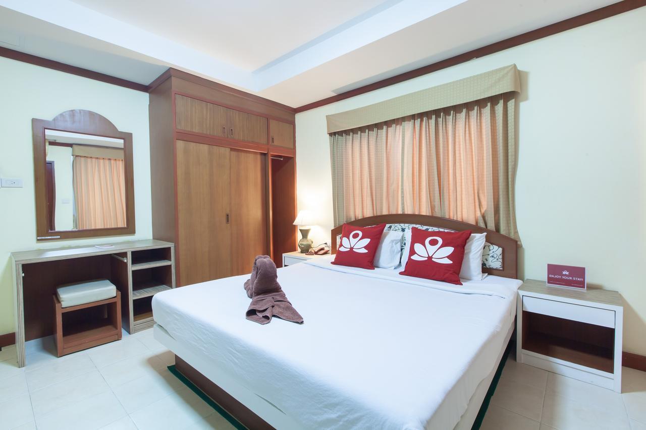 Zen Rooms Rat-U-Thid 200 Phi Road Patong Exterior photo